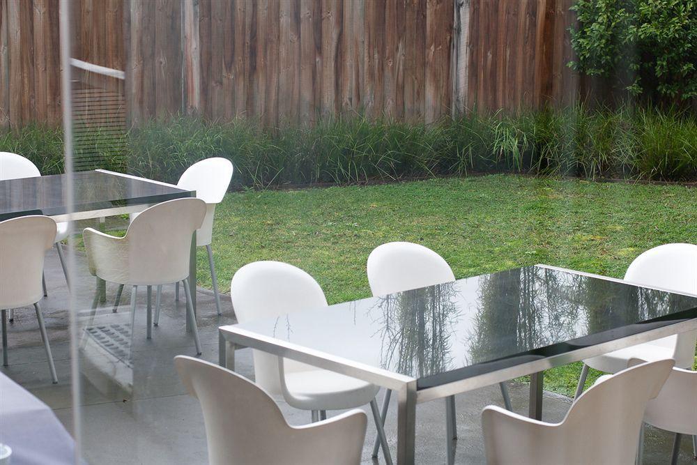Aparthotel Punthill Essendon Melbourne City Exterior foto