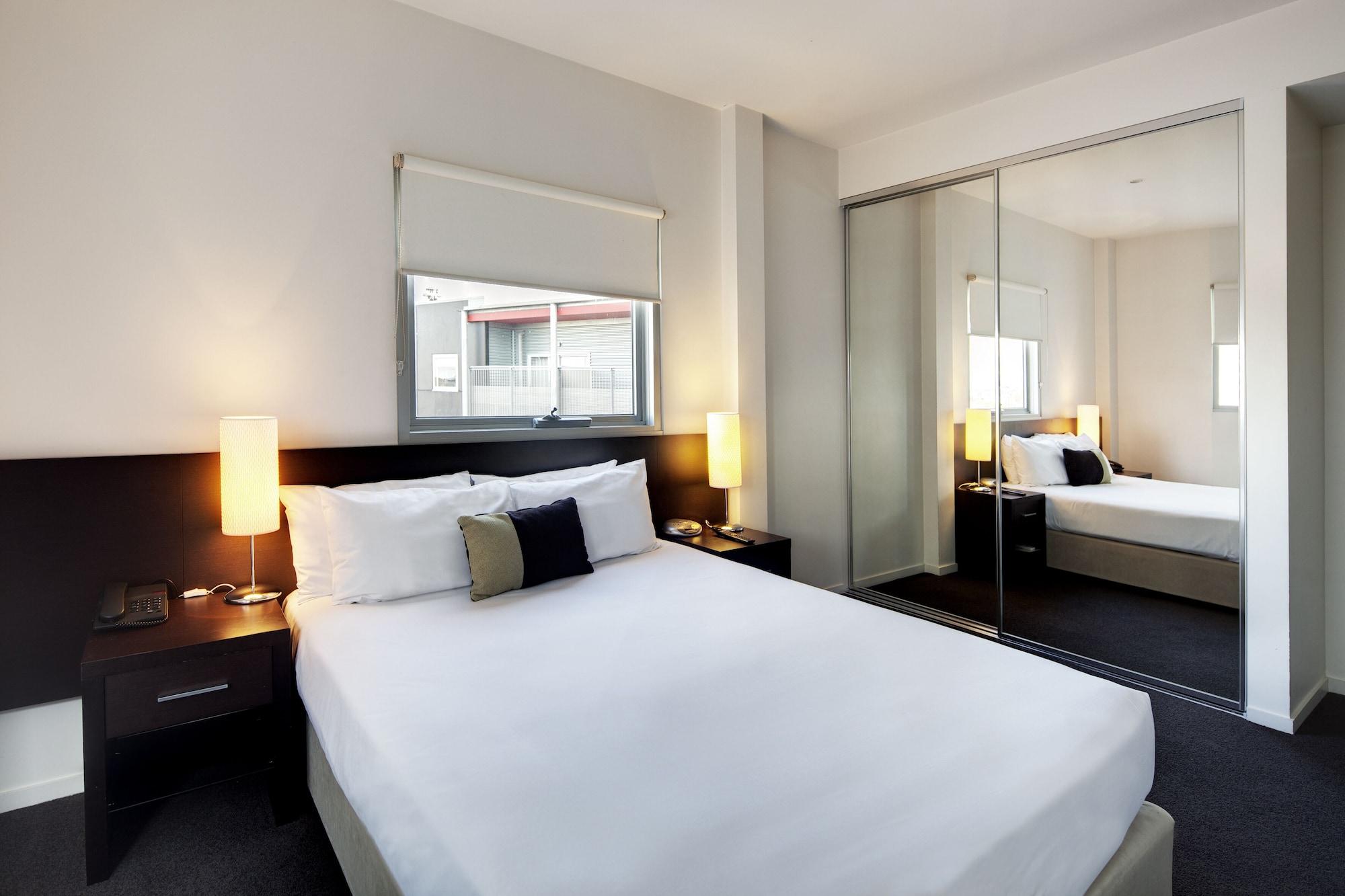 Aparthotel Punthill Essendon Melbourne City Exterior foto