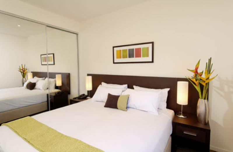 Aparthotel Punthill Essendon Melbourne City Exterior foto